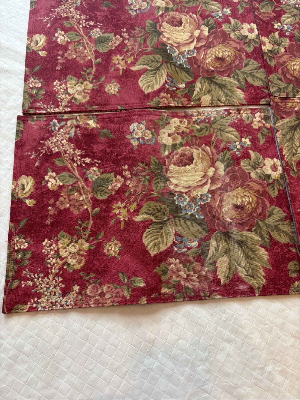 Waverly Floral / Plaid Placemat Set of 6 - Picture 3 of 5